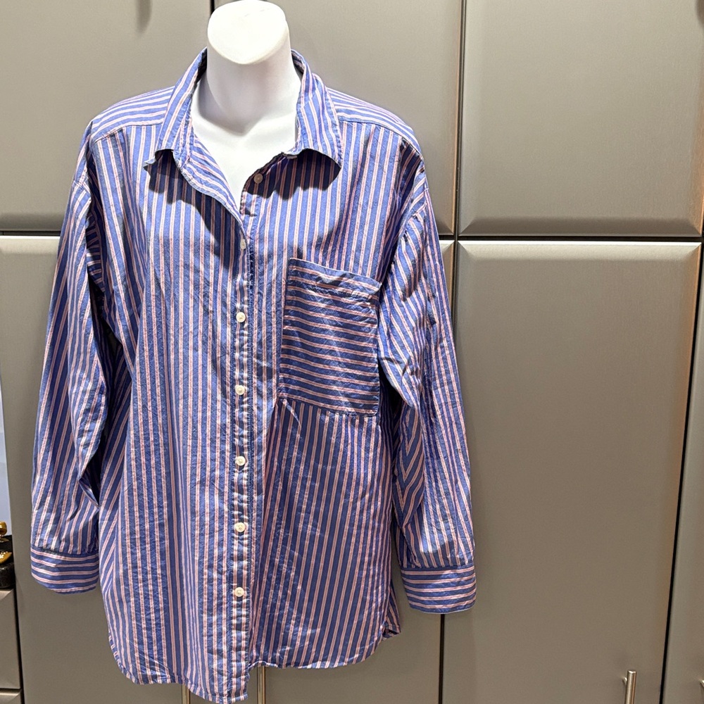 LOFT Blue and White Striped Button Down Shirt, with a hint of red stripes!